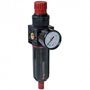 Trykkregulator M/Vannutskiller 1/4"